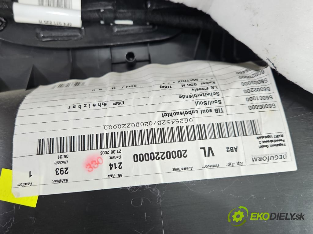 Audi A3 8P 2003-2012 1.9 tdi 105 HP manual 77 kW 1896 cm3 5- Čalounictví: dvere predné ľavé 8P4867105