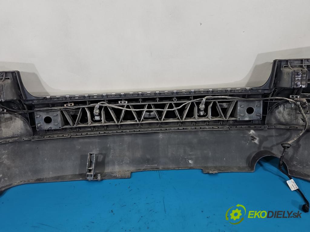 Audi A4 B6 2000-2004 2.0 20V 131 hp manual 96 kW 1984 cm3 4- nárazník zadní  (Klika dveří ostatní)