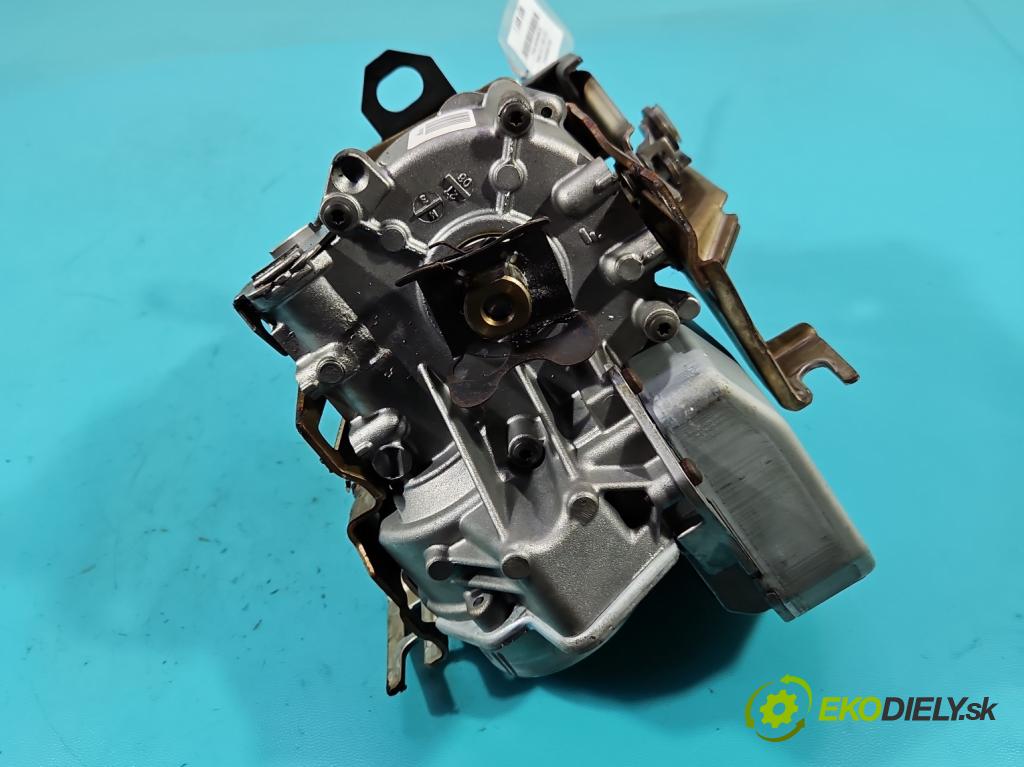 Renault Clio III 2005-2012 1.2 TCE: 101 hp manual 74 kW 1149 cm3 5- čerpadlo posilovač 8200826806A (Servočerpadlo)