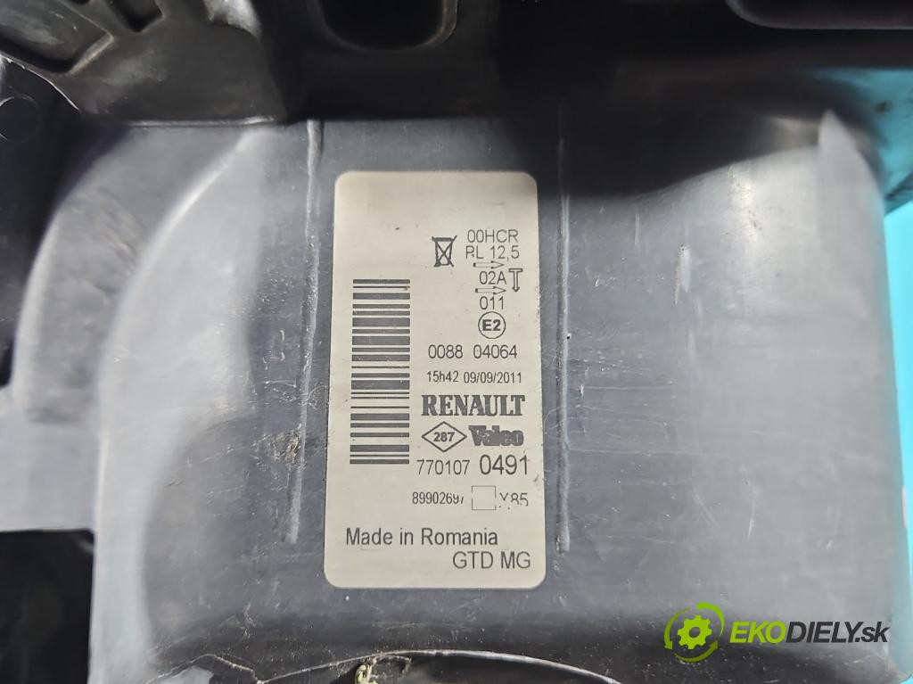 Renault Clio III 2005-2012 1.2 TCE: 101 hp manual 74 kW 1149 cm3 5- světlo levý 7701070491 (Klika dveří ostatní)