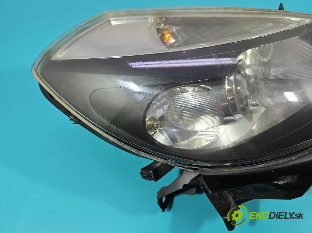 Renault Clio III 2005-2012 1.2 TCE: 101 HP manual 74 kW 1149 cm3 5- Reflektor: pravý 8200865604 (Svetlo predné pravé)