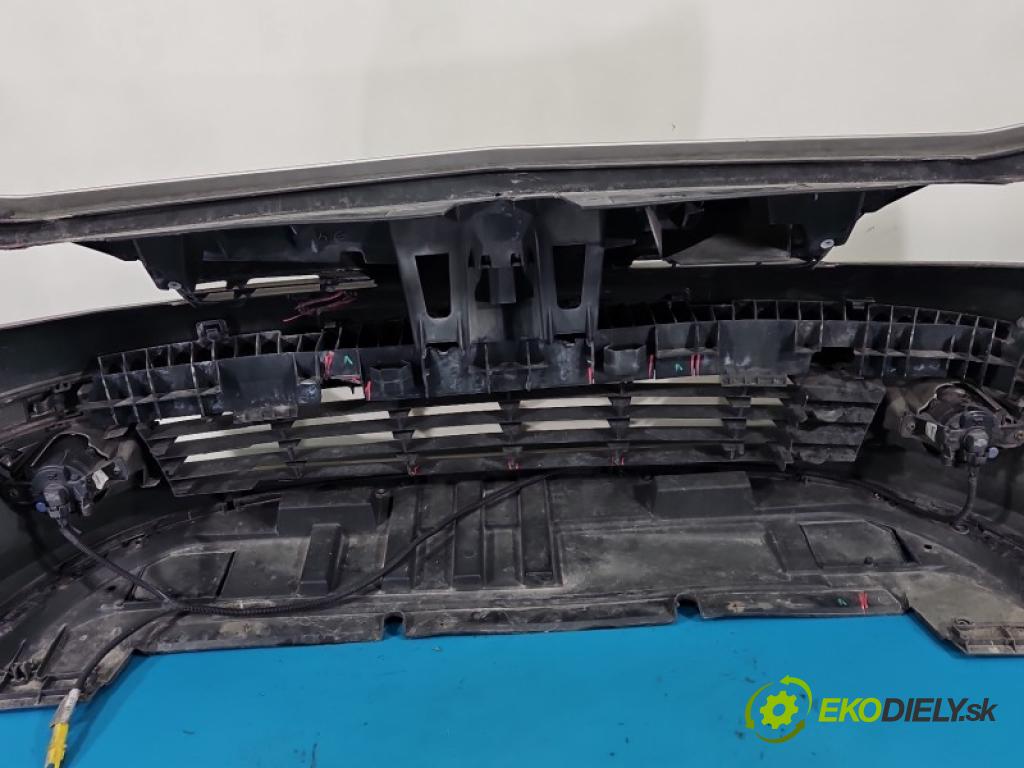 Renault Clio III 2005-2012 1.2 TCE: 101 hp manual 74 kW 1149 cm3 5- nárazník přední  (Klika dveří ostatní)