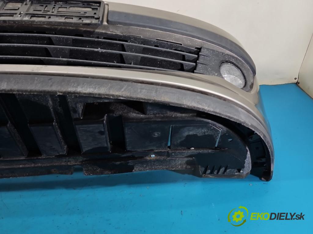 Renault Clio III 2005-2012 1.2 TCE: 101 hp manual 74 kW 1149 cm3 5- nárazník přední  (Klika dveří ostatní)