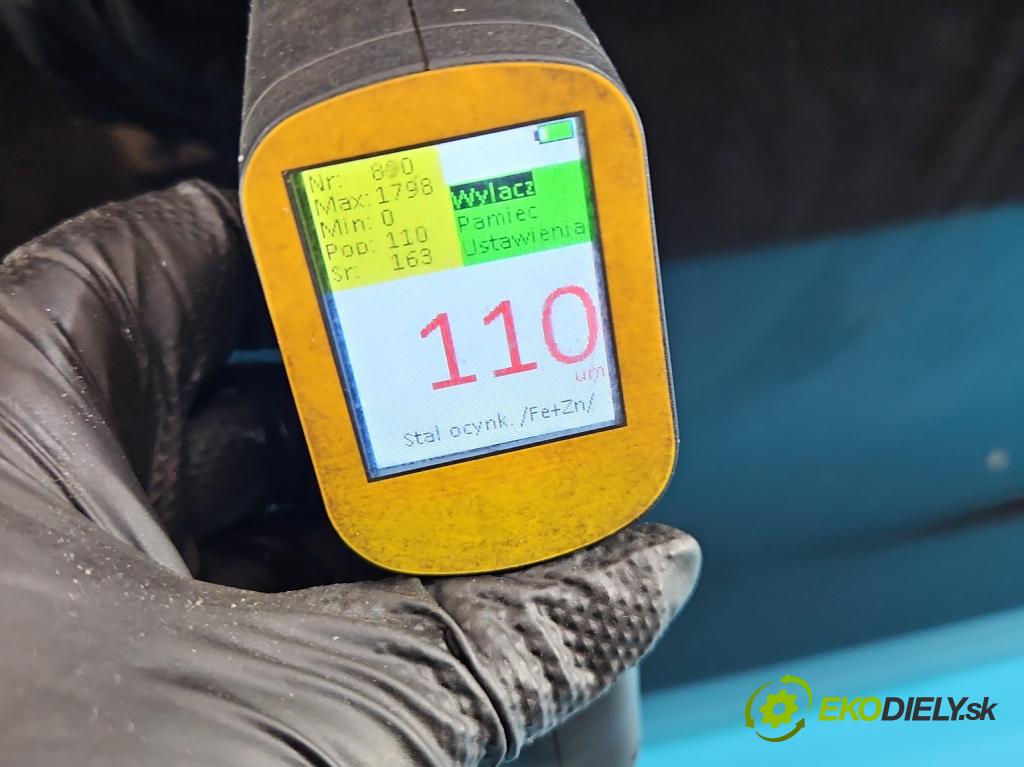 Vw Jetta VI 2010-2018 2.0 tdi 110 hp manual 81 kW 1968 cm3 4- dveře zadní pravé  (Klika dveří ostatní)