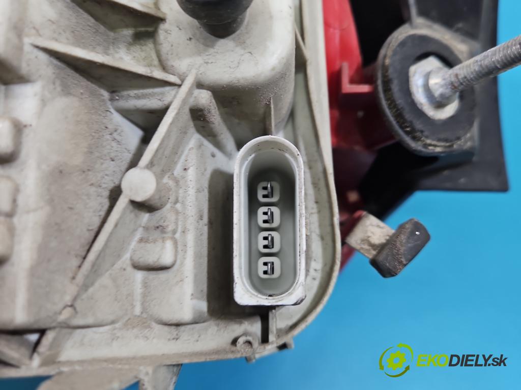 Audi A3 8P 2003-2012 1.9 tdi 105 HP manual 77 kW 1896 cm3 5- svetlo / reflektor zadné pravé 8P4945096C (Kľučka dverí ostatné)