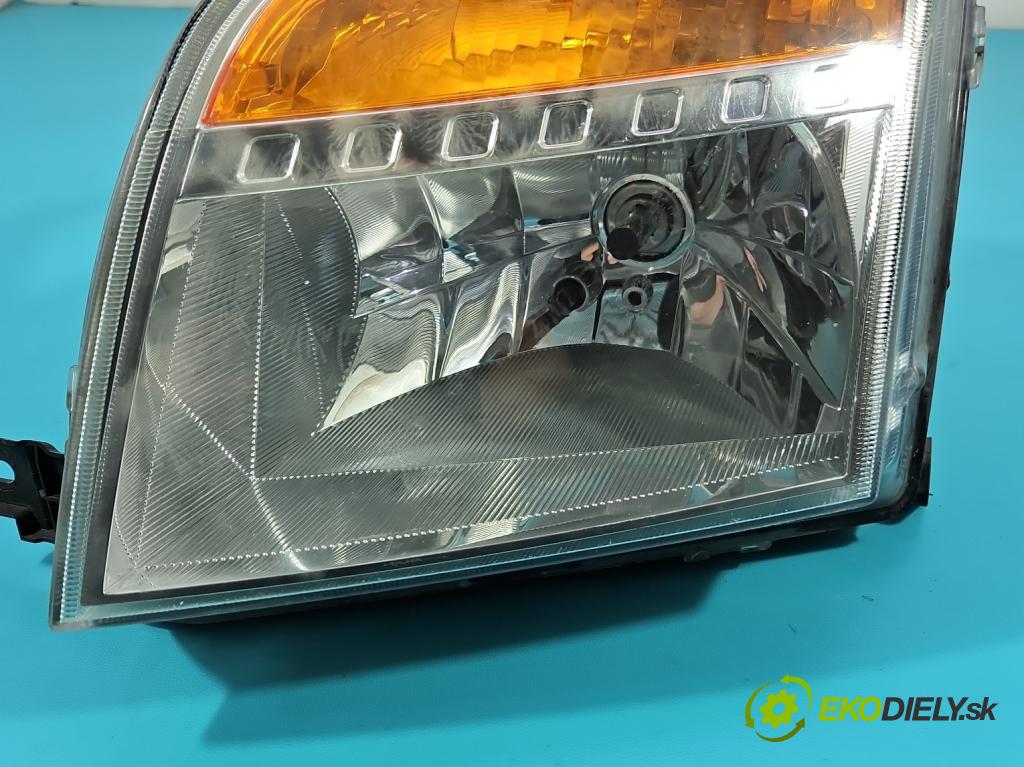 Ford Fusion 1.2 16V 75 HP manual 55 kW 1242 cm3 5- Reflektor: ľavý  (Kľučka dverí ostatné)