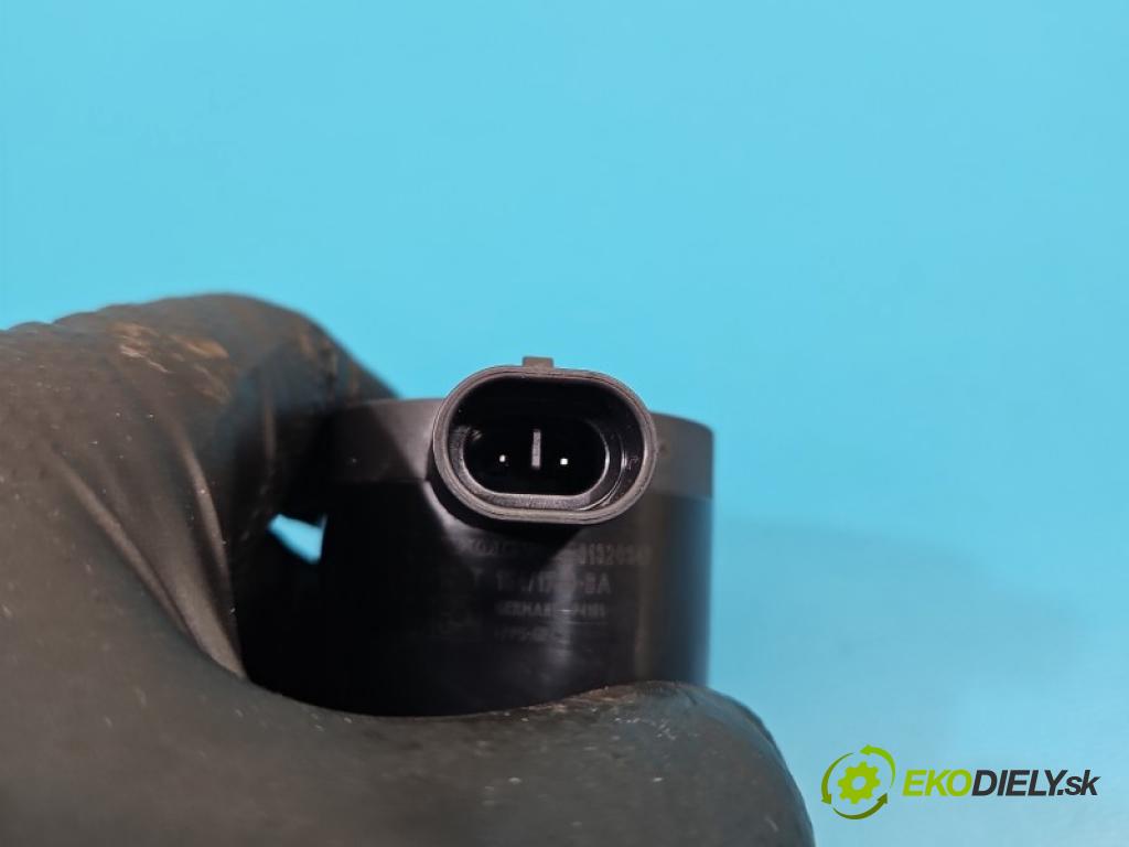 Volvo V40 II 2012-2019 1.6 T2 120 HP manual 88 kW 1596 cm3 5- pompa obehu voda: 31320347
