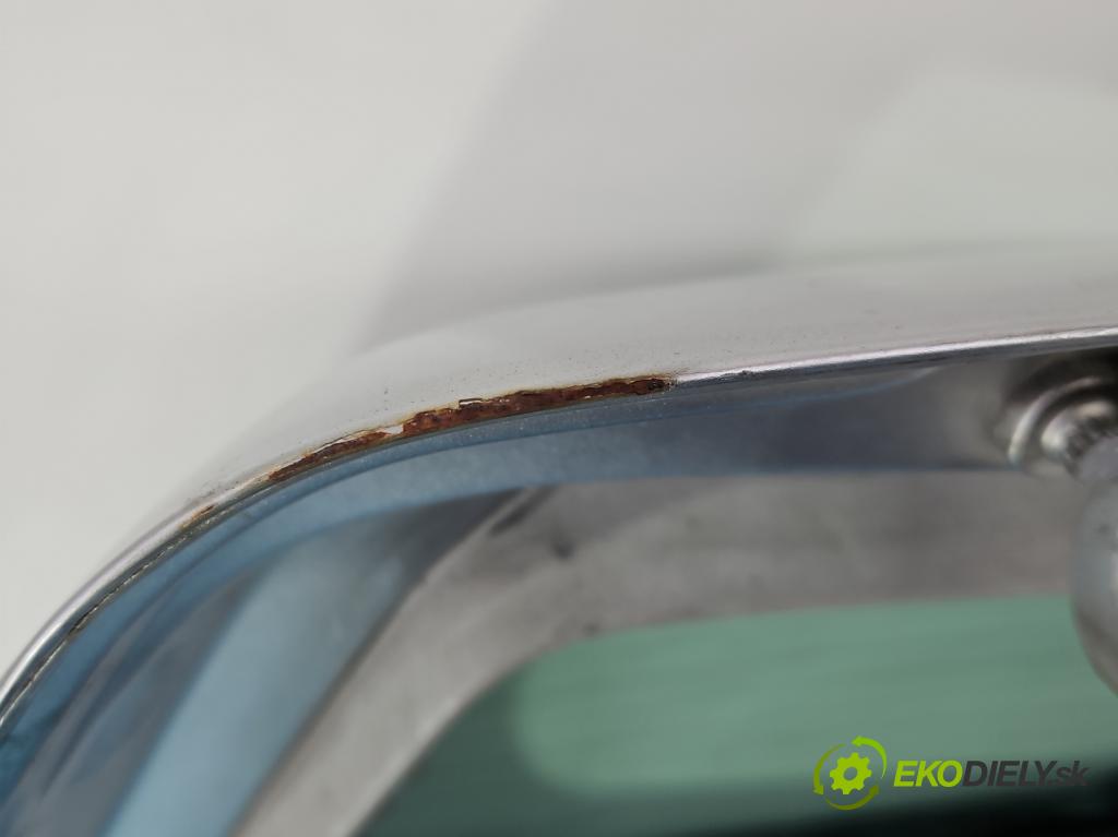 Vw Bora 1.9 tdi 116 hp manual 85 kW 1896 cm3 5- zadní kufrové dveře  (Zadní kapota (kufr))