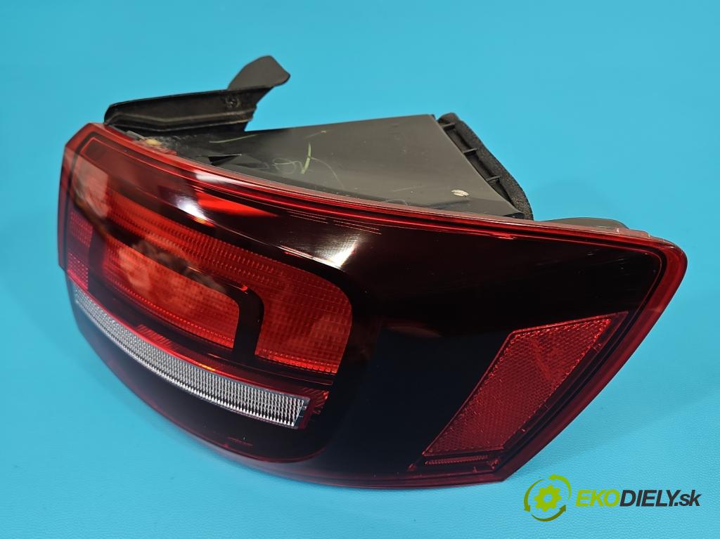 Vw Jetta VI 2010-2018 2.0 tdi 110 HP manual 81 kW 1968 cm3 4- svetlo / reflektor zadné pravé  (Kľučka dverí ostatné)