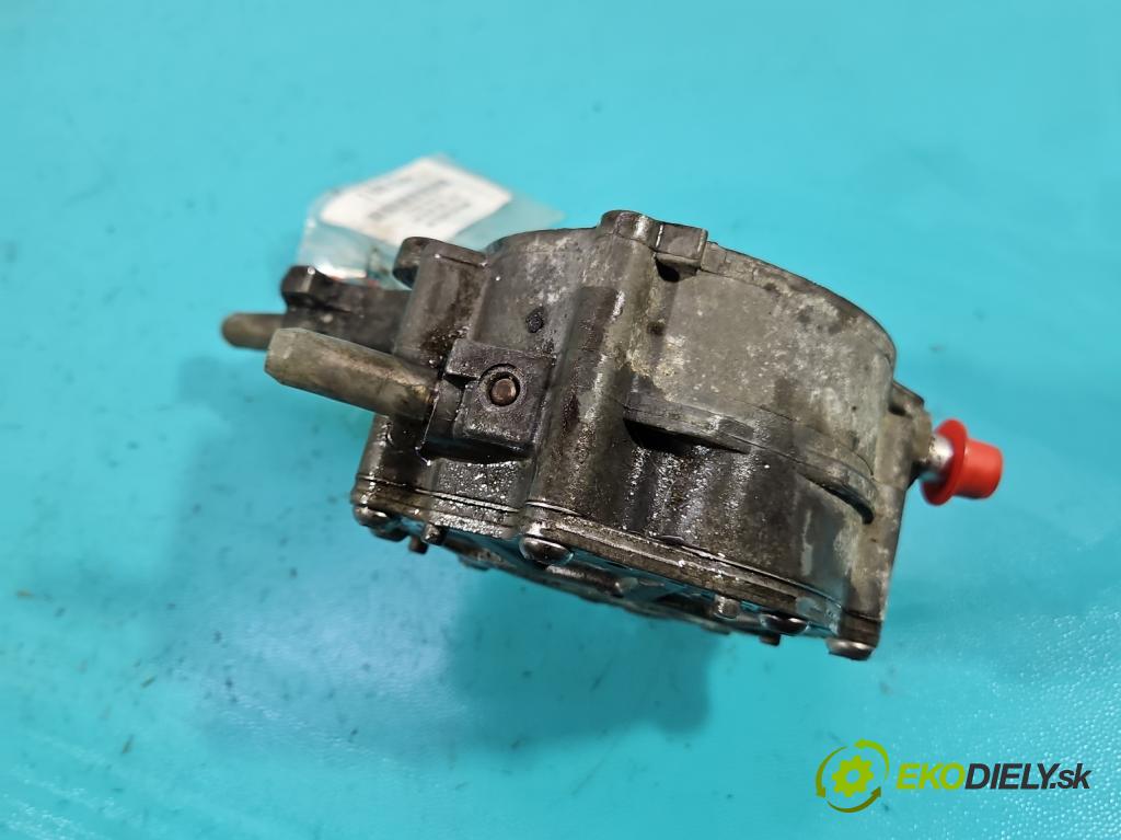 Audi A3 8P 2003-2012 1.9 tdi 105 hp manual 77 kW 1896 cm3 5- čerpadlo vákuum 038145209C