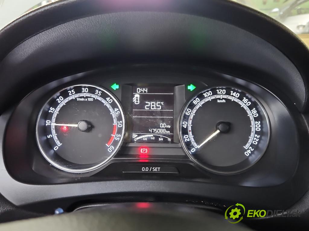Skoda Rapid 2012-2019 1.4 tdi 90 hp manual 66 kW 1422 cm3 5- Přístrojová deska 5JA920701B (Přístrojová deska)