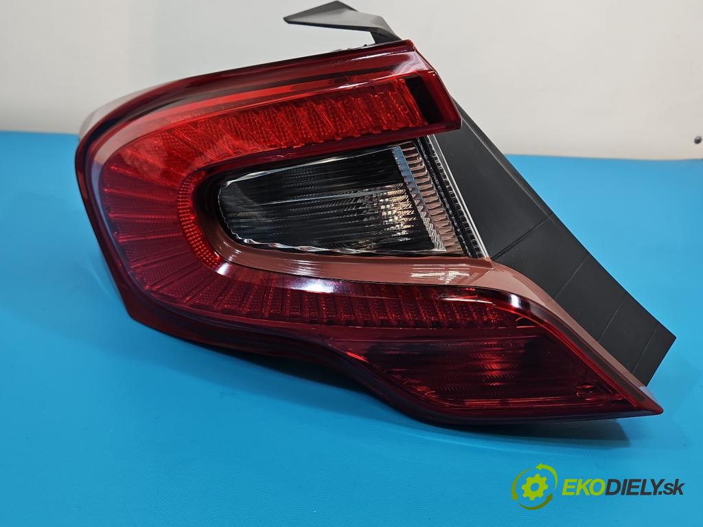 Fiat Tipo II 2015- 1.4 16V 95 HP manual 70 kW 1368 cm3 4- svetlo / reflektor zadné ľavé 519844590 (Kľučka dverí ostatné)
