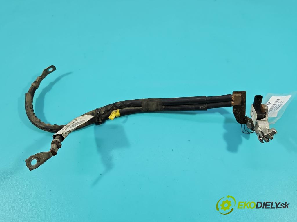 Volvo V40 II 2012-2019 1.6 T2 120 hp manual 88 kW 1596 cm3 5- kontakt mínus: 30644809