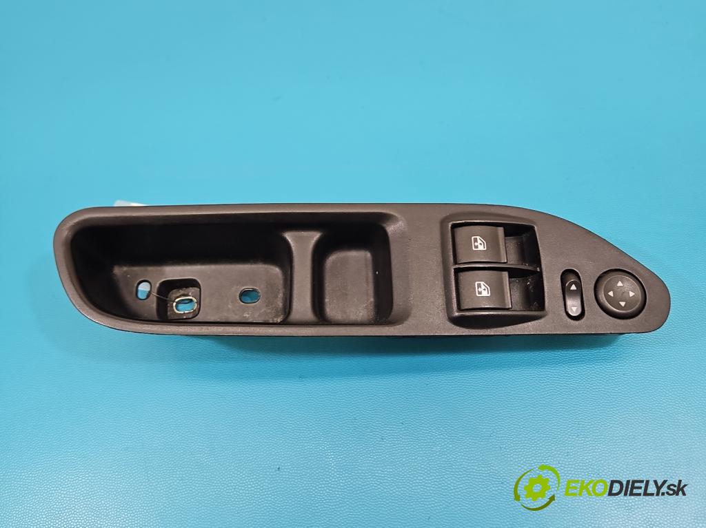 Fiat Tipo II 2015- 1.4 16V 95 HP manual 70 kW 1368 cm3 4- prepínač okien spätných zrkadiel