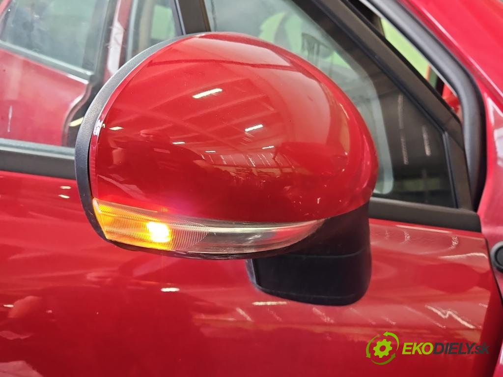 Fiat 500x 1.6 16V 110 hp manual 81 kW 1598 cm3 5- zpětné zrcátko pravé 735603594 (Klika dveří ostatní)