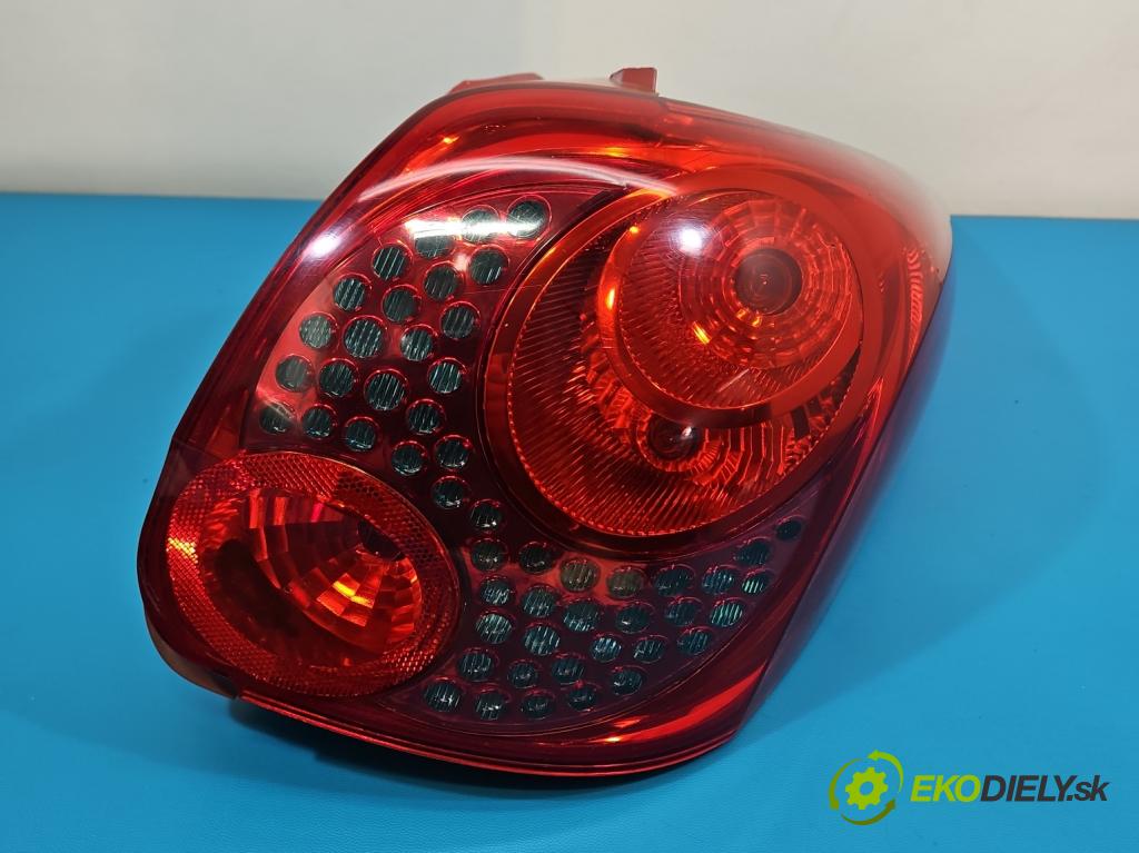 Peugeot 207 1.6 hdi 90 HP manual 66.2 kW 1560 cm3 5- svetlo / reflektor zadné pravé 9680157980 (Kľučka dverí ostatné)