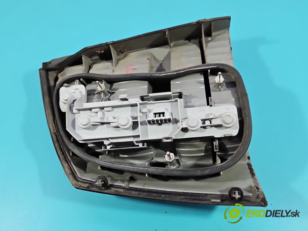 Opel Vectra C 2002-2008 1.8 16V 122 HP manual 90 kW 1796 cm3 4- svetlo / reflektor zadné pravé 1313002 (Kľučka dverí ostatné)