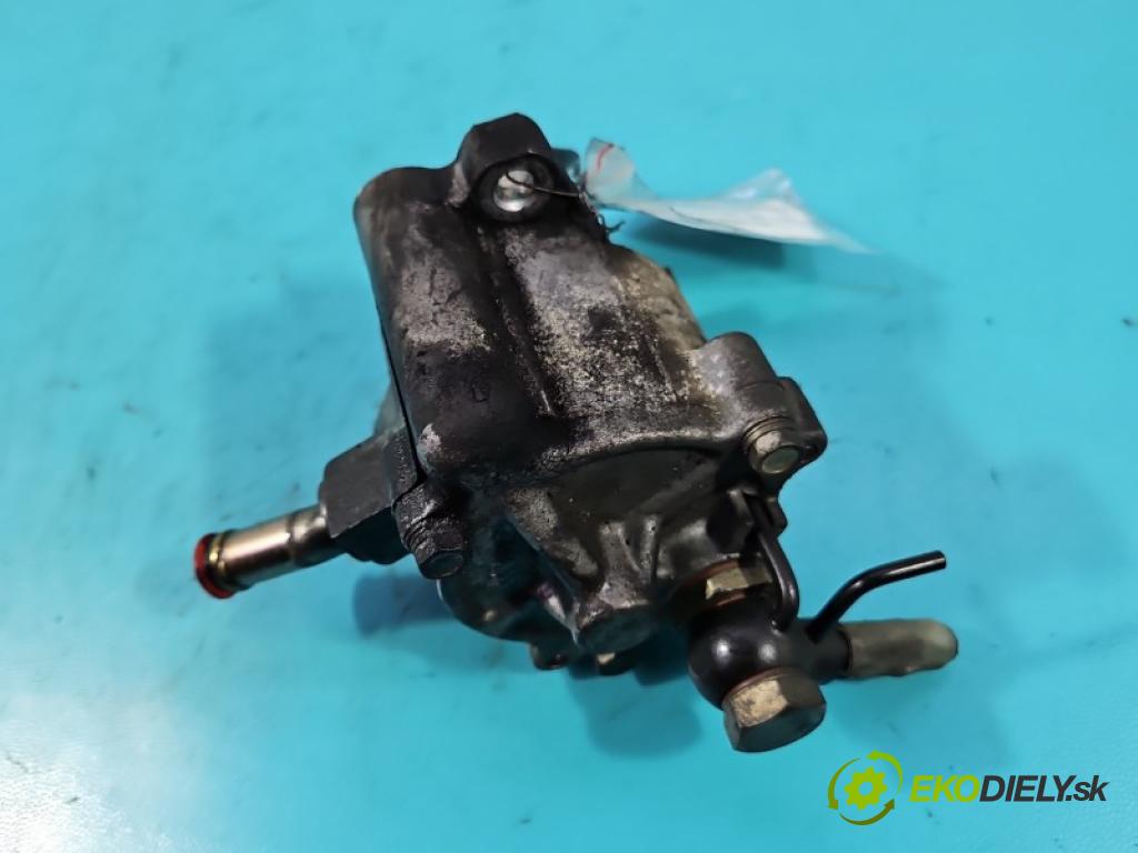 Toyota Corolla Verso I 2001-2004 2.0 D4D 90 hp manual 66 kW 1995 cm3 5- čerpadlo vákuum 29300-27010