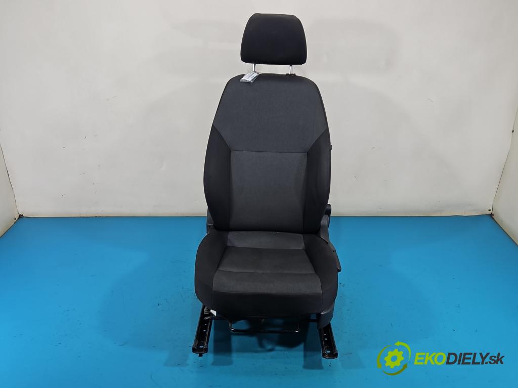 Skoda Rapid 2012-2019 1.4 tdi 90 HP manual 66 kW 1422 cm3 5- Sedačka ľavý  (Sedadlo)