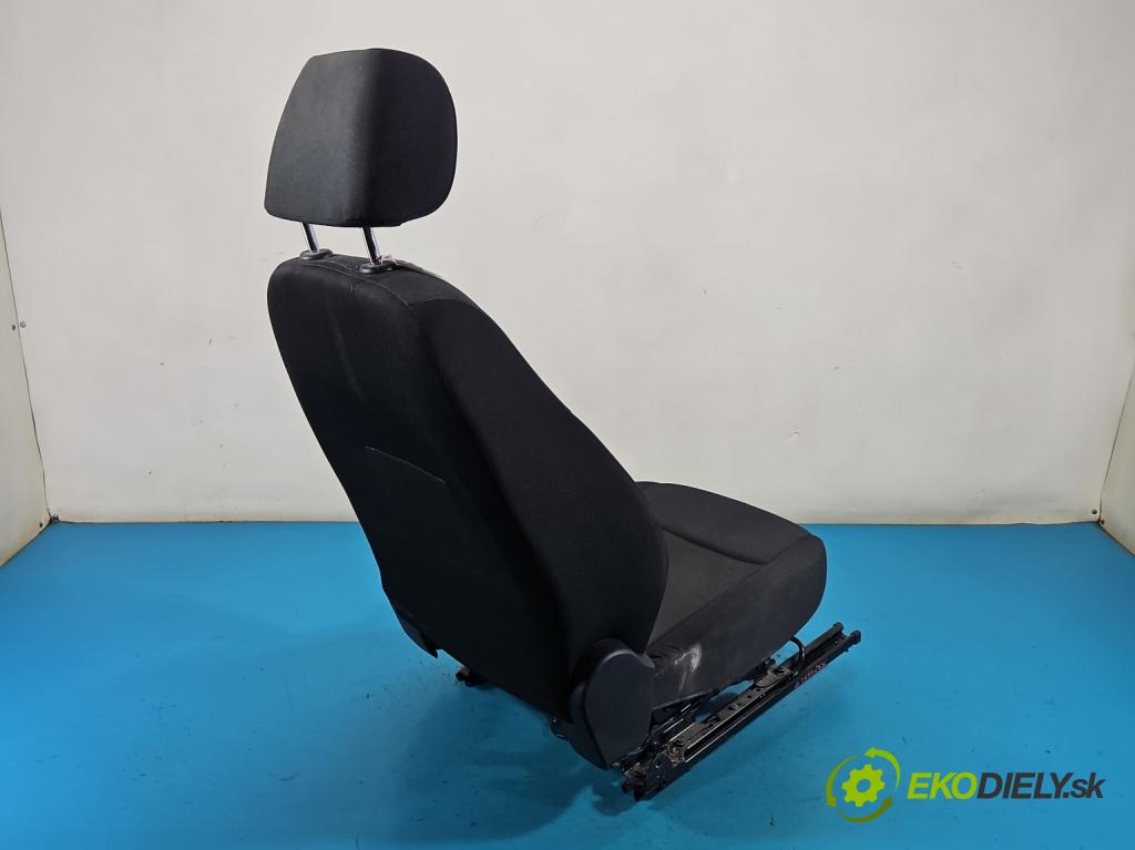 Skoda Rapid 2012-2019 1.4 tdi 90 HP manual 66 kW 1422 cm3 5- Sedačka ľavý (Sedadlo)
