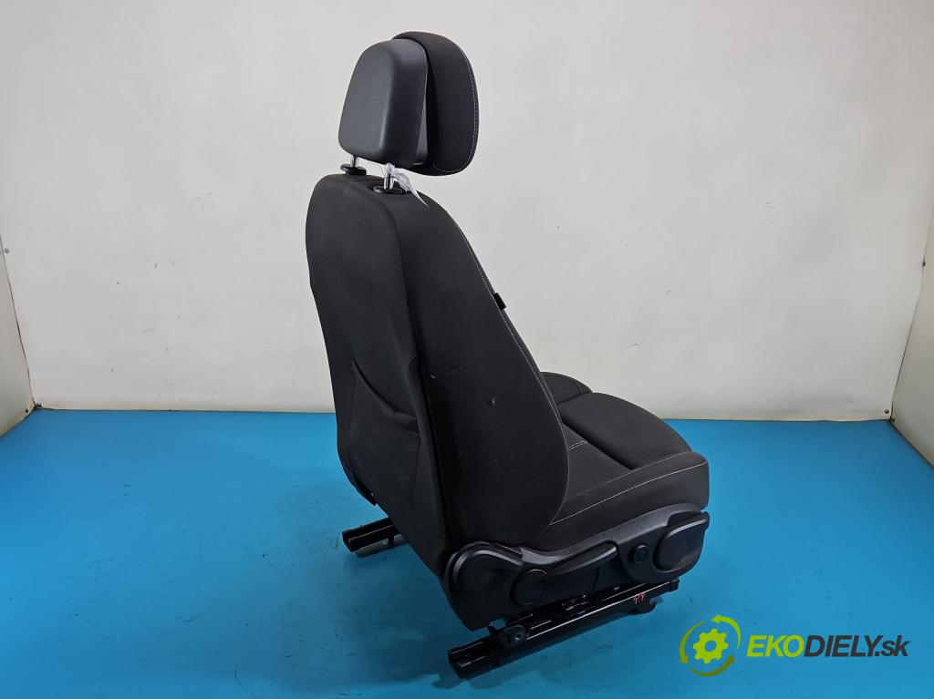 Opel Zafira C 2012-2019 Tourer 2.0 cdti B20DTH: 170 HP manual 125 kW 1956 cm3 5- Sedačka pravý  (Sedadlo)