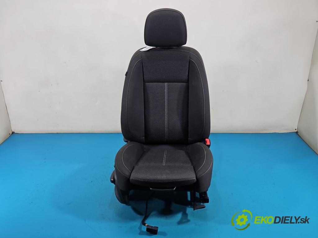 Opel Zafira C 2012-2019 Tourer 2.0 cdti B20DTH: 170 HP manual 125 kW 1956 cm3 5- Sedačka pravý  (Sedadlo)