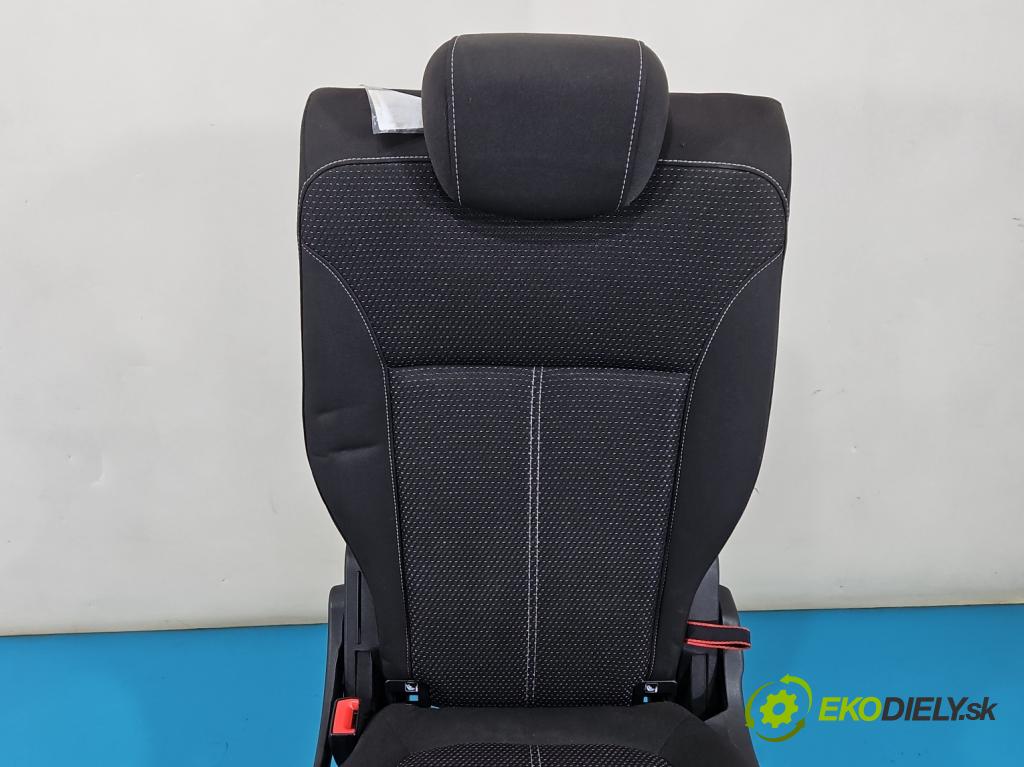 Opel Zafira C 2012-2019 Tourer 2.0 cdti B20DTH 170 hp manual 125 kW 1956 cm3 5- Sedadlo zadní levý II