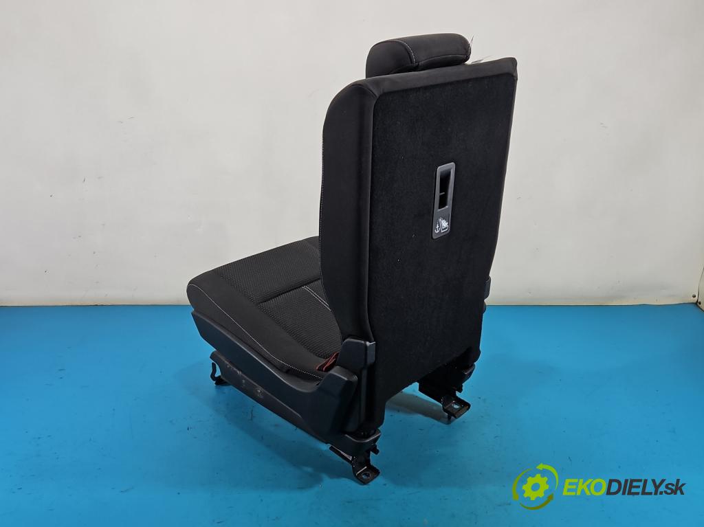 Opel Zafira C 2012-2019 Tourer 2.0 cdti B20DTH 170 hp manual 125 kW 1956 cm3 5- Sedadlo zadní levý II