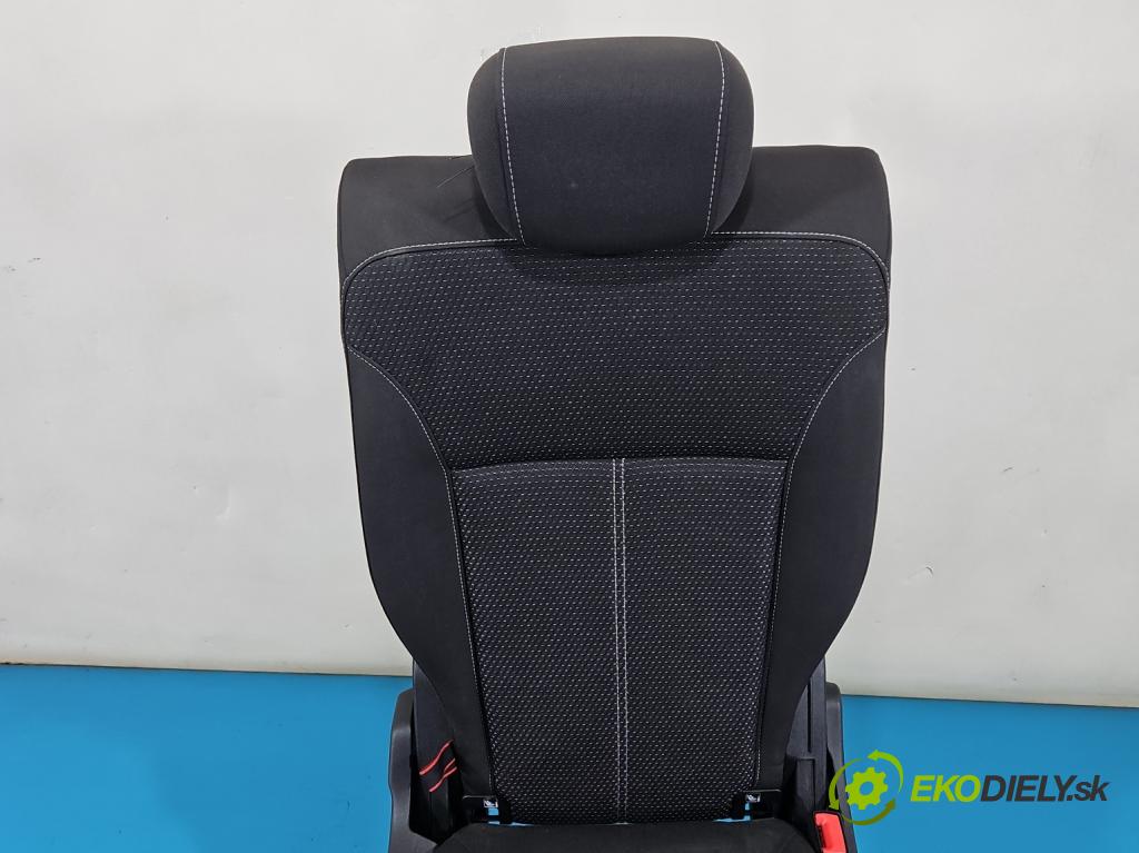 Opel Zafira C 2012-2019 Tourer 2.0 cdti B20DTH 170 hp manual 125 kW 1956 cm3 5- Sedadlo zadní pravý II