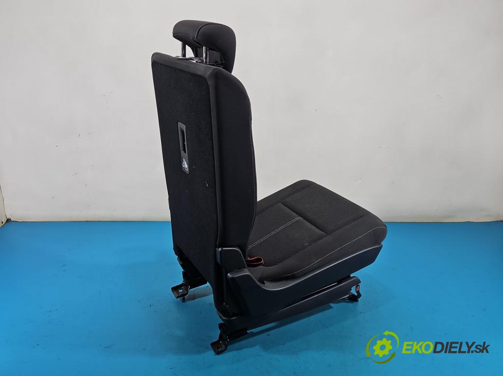 Opel Zafira C 2012-2019 Tourer 2.0 cdti B20DTH 170 hp manual 125 kW 1956 cm3 5- Sedadlo zadní pravý II