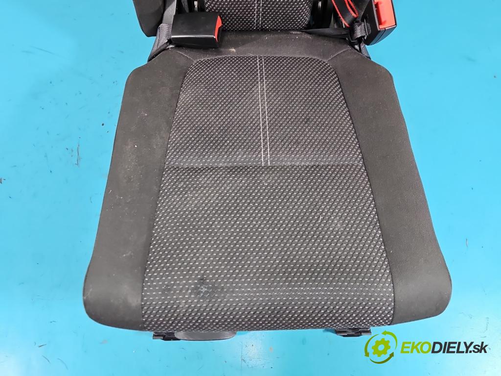 Opel Zafira C 2012-2019 Tourer 2.0 cdti B20DTH 170 hp manual 125 kW 1956 cm3 5- Sedadlo zadní střední: II