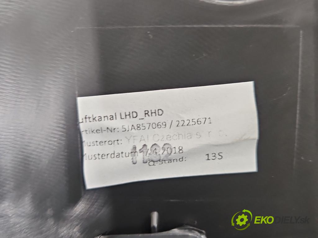 Skoda Rapid 2012-2019 1.4 tdi 90 HP manual 66 kW 1422 cm3 5- kokpit,pristrojová doska rozdeľovacia