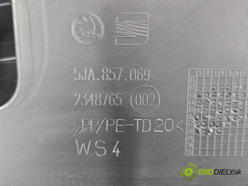Skoda Rapid 2012-2019 1.4 tdi 90 HP manual 66 kW 1422 cm3 5- kokpit,pristrojová doska rozdeľovacia