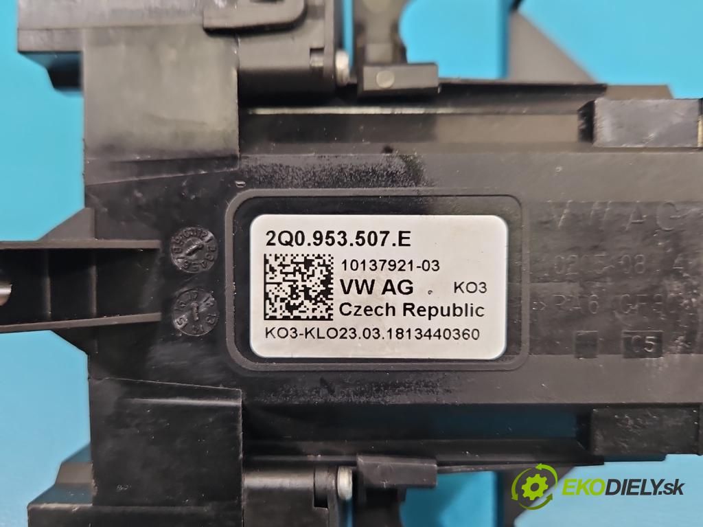 Skoda Rapid 2012-2019 1.4 tdi 90 HP manual 66 kW 1422 cm3 5- prepínač komplex: 2Q0953507E (Prepínacie páčky pod volantom)