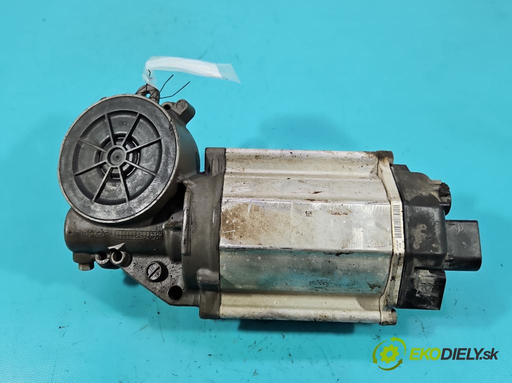 Vw Jetta VI 2010-2018 2.0 tdi 110 HP manual 81 kW 1968 cm3 4- Ozubené kolo: volant 1K0909144R