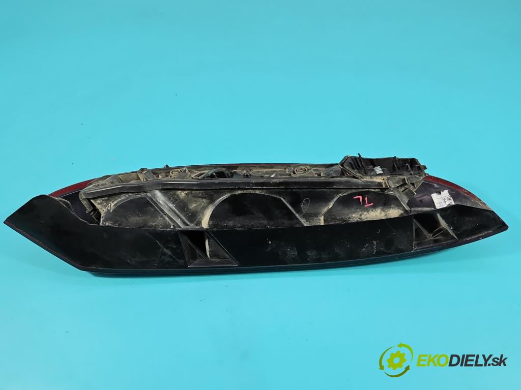 Opel Corsa C 2000-2006 1.0 12V 58 HP manual 43 kW 973 cm3 5- svetlo / reflektor zadné ľavé 09114336 (Kľučka dverí ostatné)