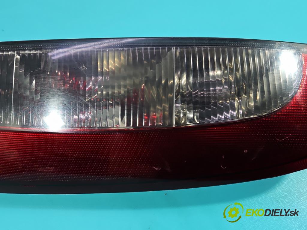 Opel Corsa C 2000-2006 1.0 12V 58 HP manual 43 kW 973 cm3 5- svetlo / reflektor zadné ľavé 09114336 (Kľučka dverí ostatné)