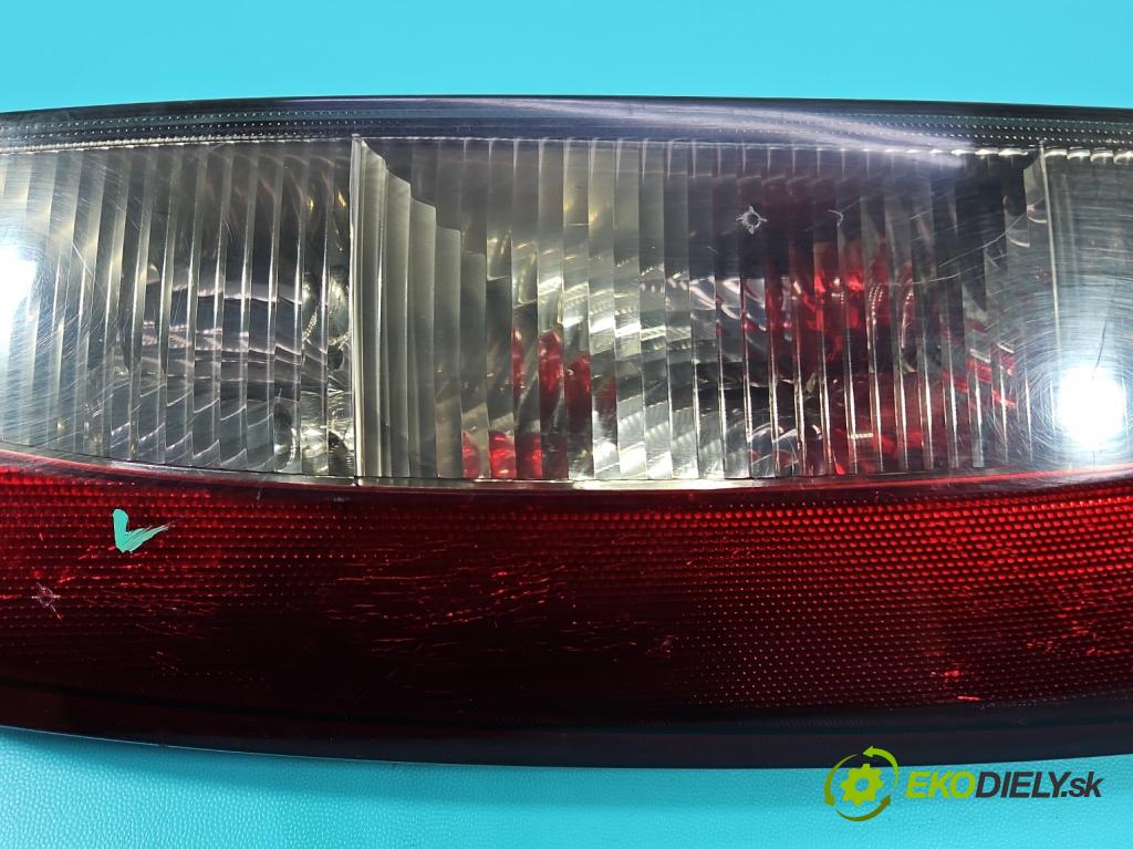 Opel Corsa C 2000-2006 1.0 12V 58 HP manual 43 kW 973 cm3 5- svetlo / reflektor zadné pravé 09114337 (Kľučka dverí ostatné)