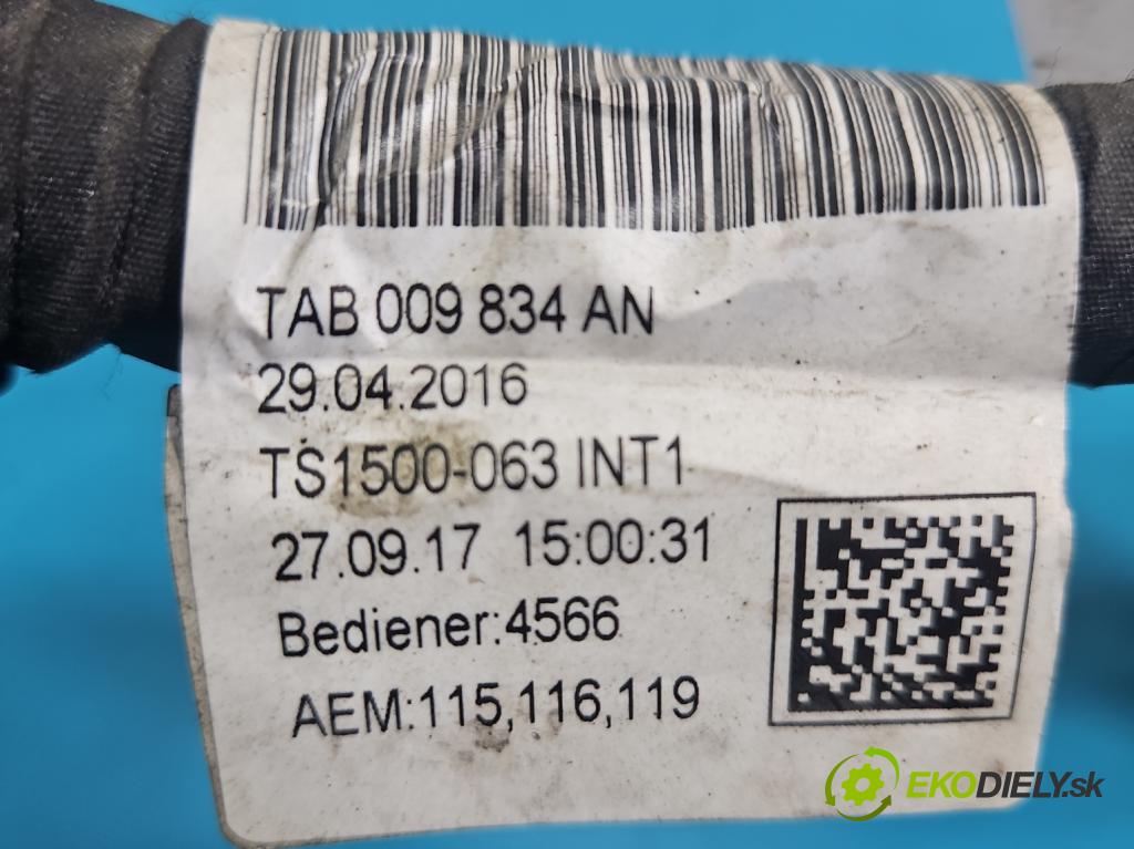 Vw Golf Sportsvan 1.4 TSI 125 hp manual 92 kW 1395 cm3 5- Balíček: motoru 04E972627DM