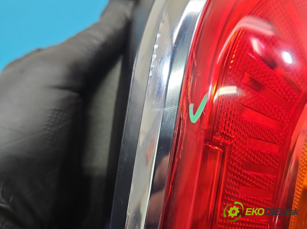 Fiat 500x 1.6 16V 110 HP manual 81 kW 1598 cm3 5- svetlo / reflektor zadné pravé 51937411 (Kľučka dverí ostatné)