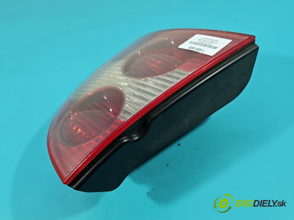 Vw Passat B5 1995-2005 1.9 tdi 131 HP manual 96 kW 1896 cm3 4- svetlo / reflektor zadné pravé 3B5945096AE (Kľučka dverí ostatné)