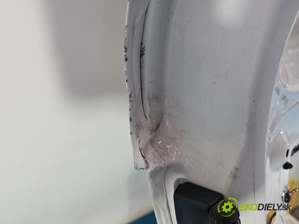 Skoda Rapid 2012-2019 1.4 tdi 90 HP manual 66 kW 1422 cm3 5- zadna kufor (Kapota zadná (kufor))