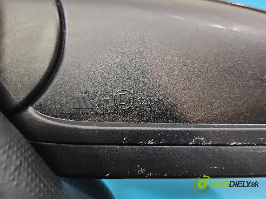 Audi A4 B8 2007-2015 3.2 V6 FSI 265KM automatic 195 kW 3197 cm3 4- zrkadlo ľavé  (Kľučka dverí ostatné)