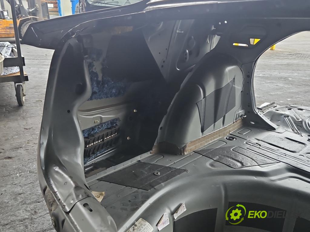 Vw Jetta VI 2010-2018 2.0 tdi 110 HP manual 81 kW 1968 cm3 4- blatník zadné ľavý