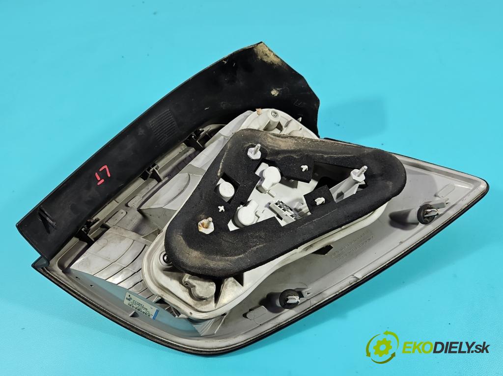 Opel Astra III 2004-2014 1.7 cdti 80 HP manual 59 kW 1686 cm3 5- svetlo / reflektor zadné ľavé 24451838 (Kľučka dverí ostatné)