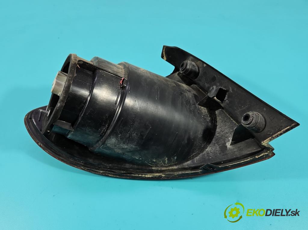 Seat Toledo III 2004-2009 1.6 8V 102 HP manual 75 kW 1595 cm3 5- svetlo / reflektor zadné pravé 5P5945096B (Kľučka dverí ostatné)