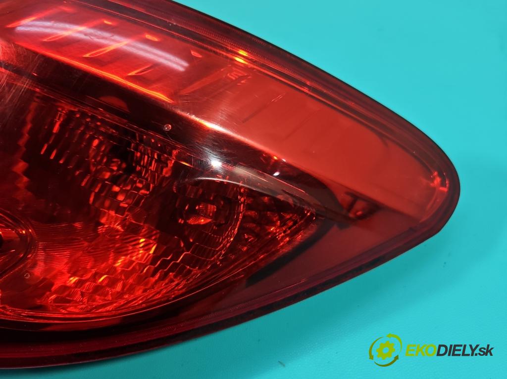 Opel Meriva B 2010-2017 1.7 CDTI A17DTS: 110 HP manual 81 kW 1686 cm3 5- svetlo / reflektor zadné pravé 21638009 (Kľučka dverí ostatné)