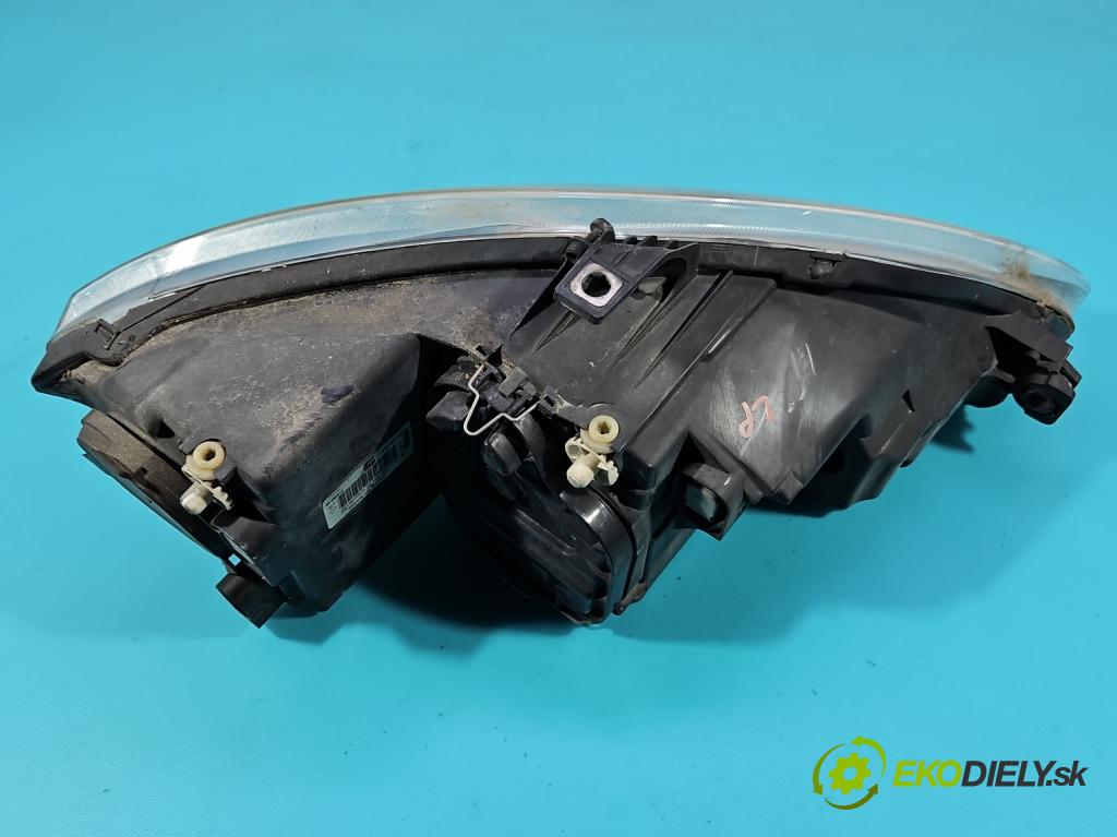 Seat Toledo III 2004-2009 1.6 8V 102 HP manual 75 kW 1595 cm3 5- Reflektor: ľavý 5P1941005A (Kľučka dverí ostatné)