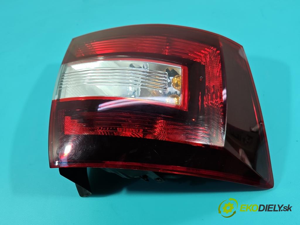 Skoda Rapid 2012-2019 1.4 tdi 90 HP manual 66 kW 1422 cm3 5- svetlo / reflektor zadné ľavé 5JJ945311 (Kľučka dverí ostatné)