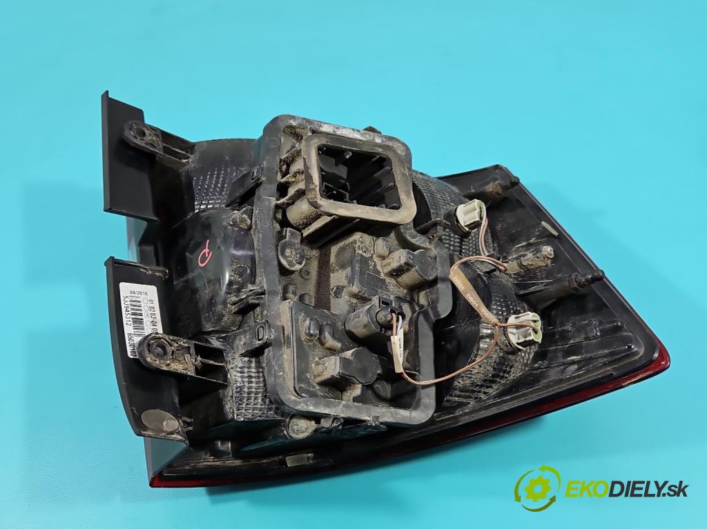 Skoda Rapid 2012-2019 1.4 tdi 90 HP manual 66 kW 1422 cm3 5- svetlo / reflektor zadné pravé 5JJ945096A (Kľučka dverí ostatné)